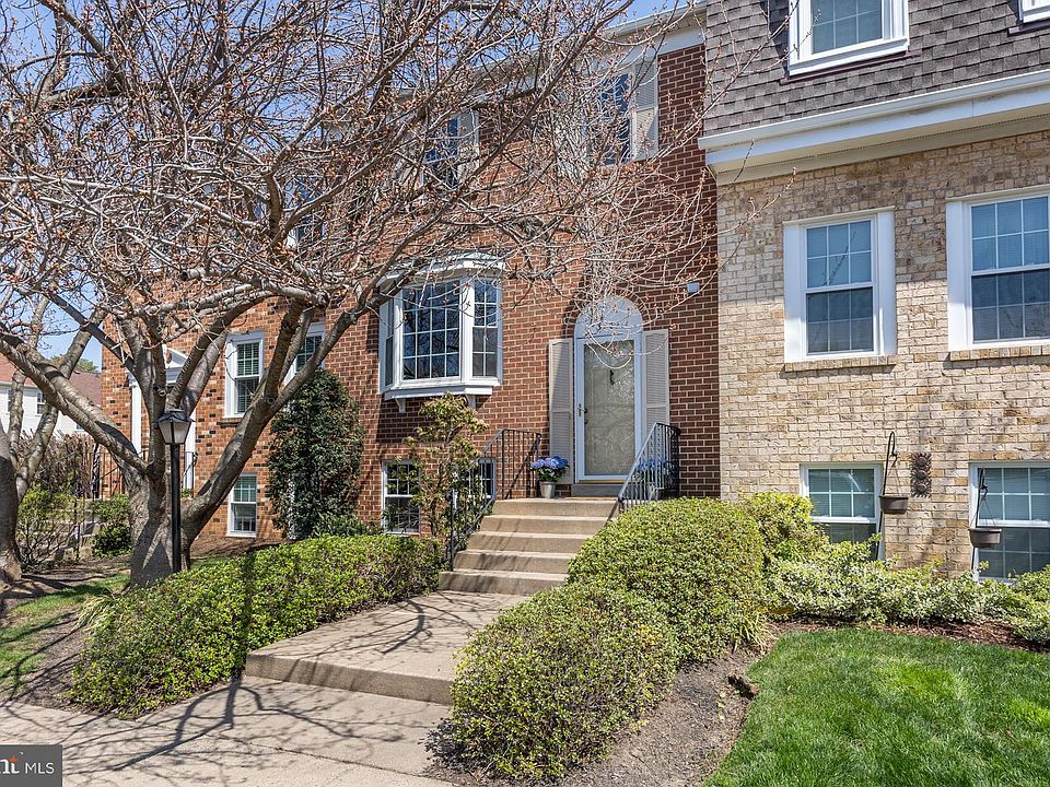 1st image of 3122 Valentino Ct