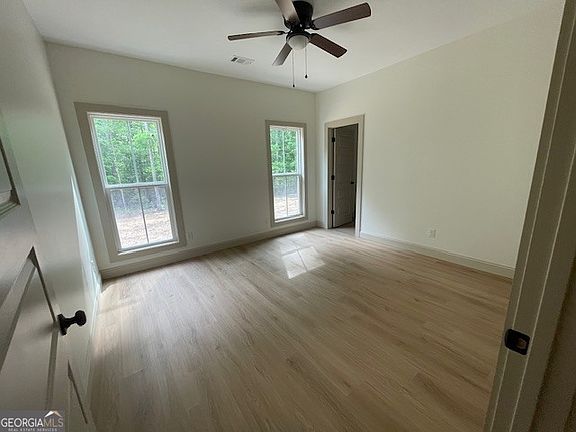 5th image of 183 Willow Lake Dr