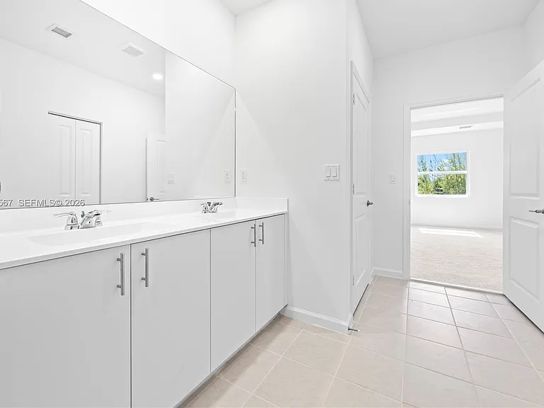 2442 SE 30th St — Photo 33