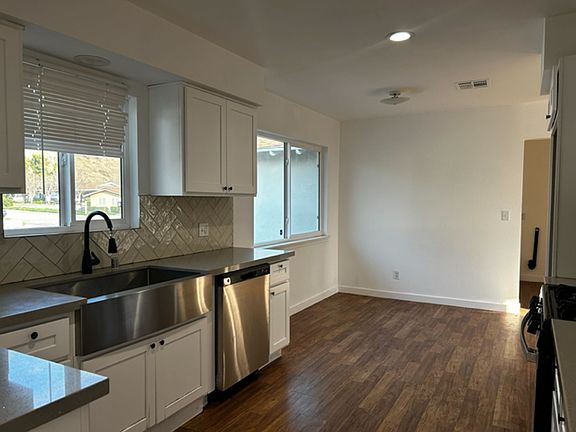 5th image of 2223 Mesquite Dr Unit A