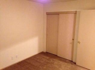 17440 E Burnside St #16, Portland, OR 97233