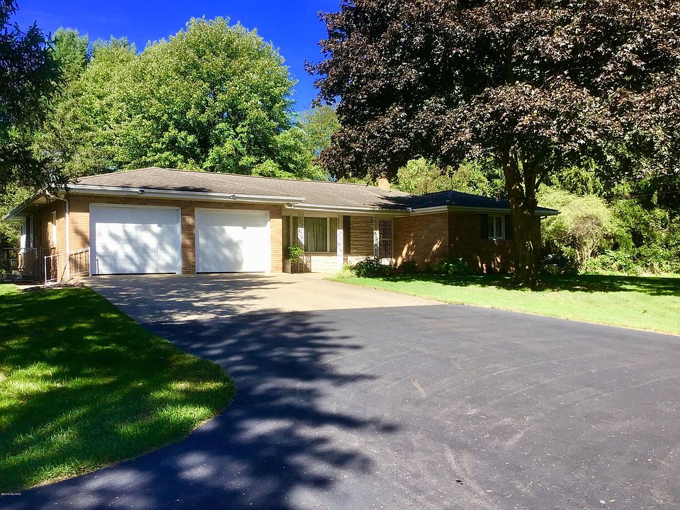 1st image of 8011 Division Dr