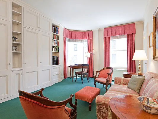 Sold by Sotheby's International Realty | media 11