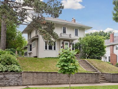 2096 Fairmount Ave, Saint Paul, MN, 55105