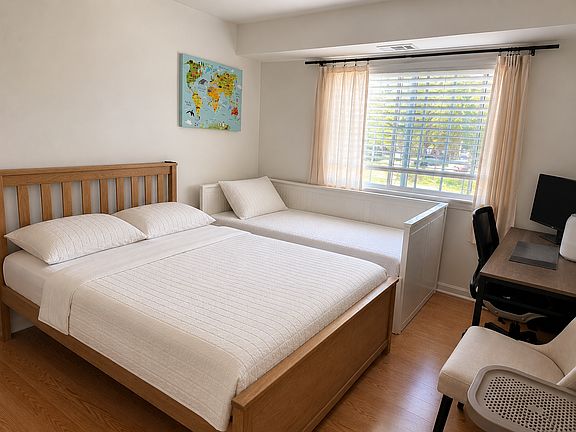 5th image of 1611 N Windsor Dr APT 207