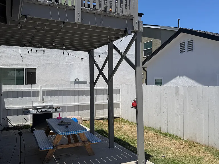 6262 Stewart St — Photo 17