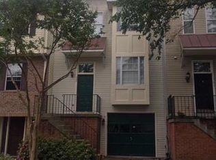 305 Shaw Ct, Fredericksburg, VA 22405
