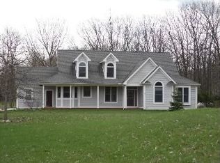 1708 N Hadley Rd, Ortonville, MI 48462