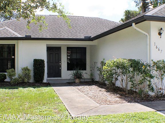 3rd image of 1667 SW California Blvd