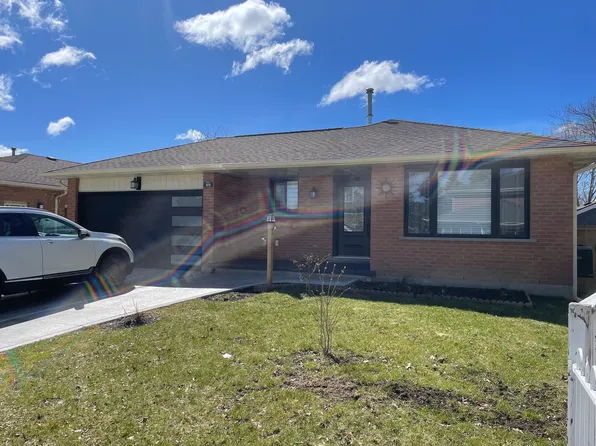 49 Shaftsbury Dr, Kitchener, ON N2A 2W5