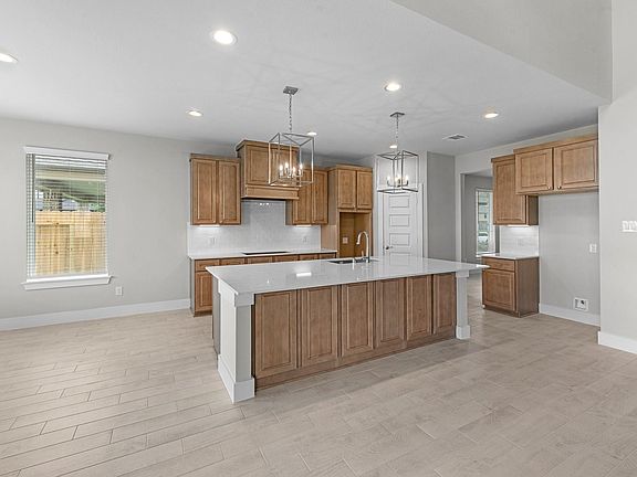 4th image of 23330 Hemlock Tree Ln