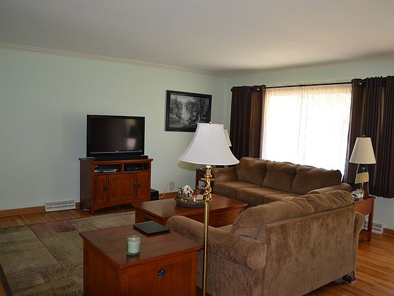 2nd image of 2213 W Taylor St
