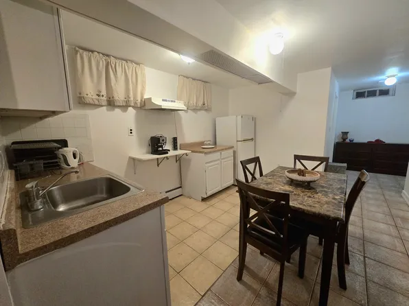 21-41 32nd Street image 1 of 6