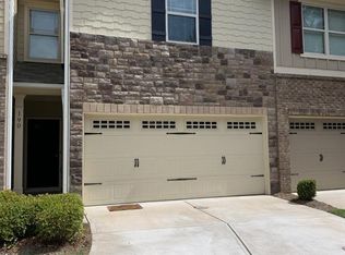190 Townview Dr, Woodstock, GA 30189