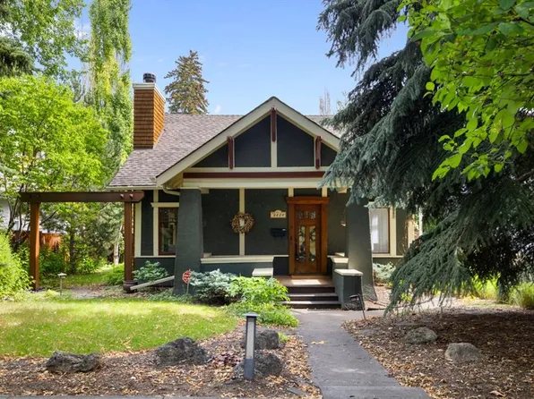 1414 W 4a St NW, Calgary, AB T2M 3A9