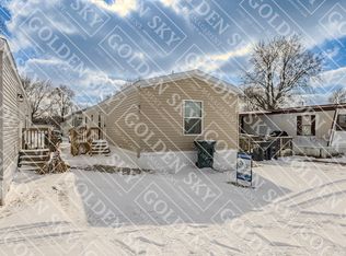 807 W 14th St, Muncie, IN 47302