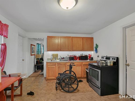 5th image of 18 North 3rd Street