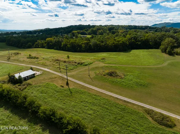 McKinney Rd, Mascot, TN 37806