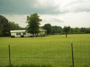 125 Lyles Rd, New Johnsonville, TN 37134