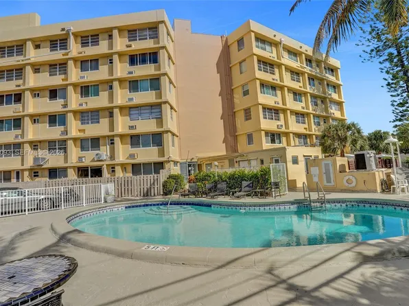 2400 NE 9th St APT 603, Fort Lauderdale, FL 33304