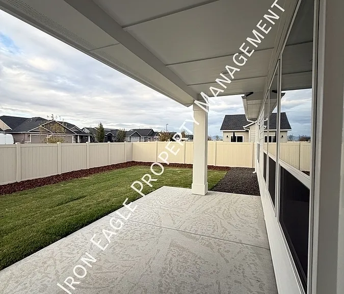 8332 E Presley Ct — Photo 20