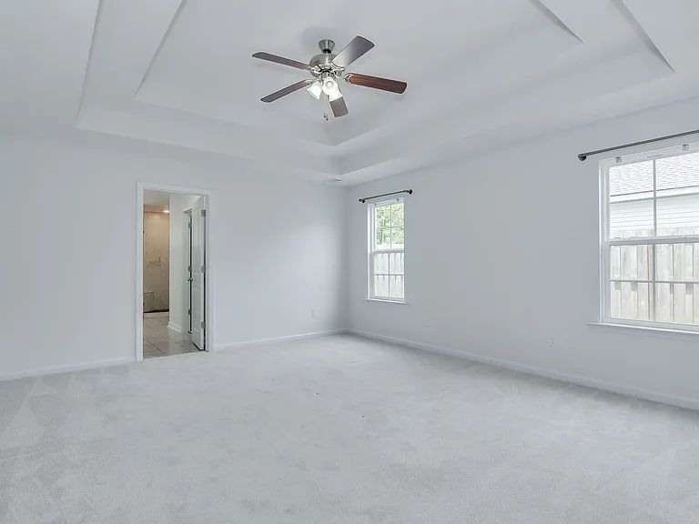 810 Fenwick Ct — Photo 17