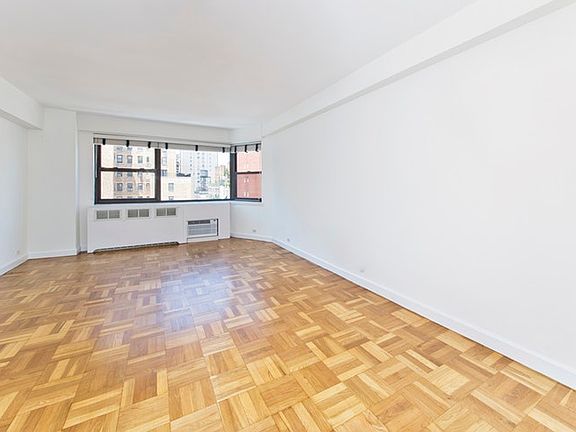 3rd image of 305 E 72nd St APT 13F