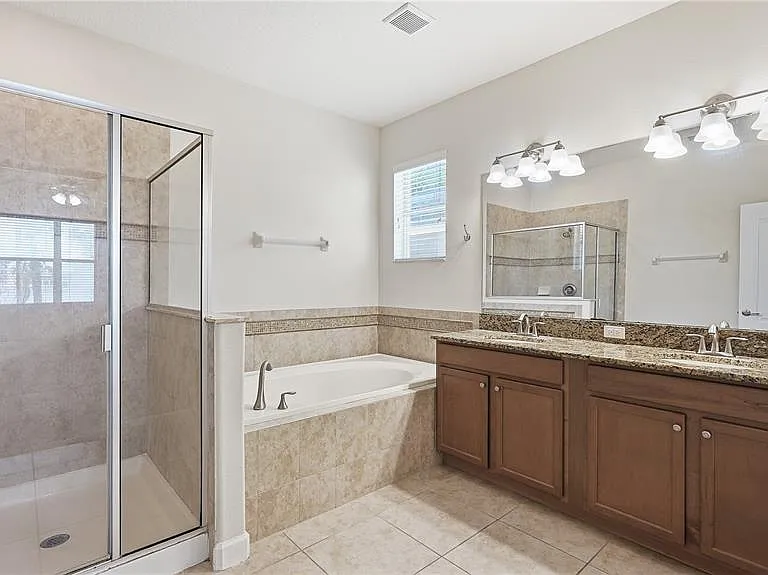 2217 Crosston Cir — Photo 17