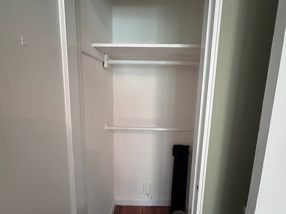 2nd image of 211-11 42nd Ave APT 3