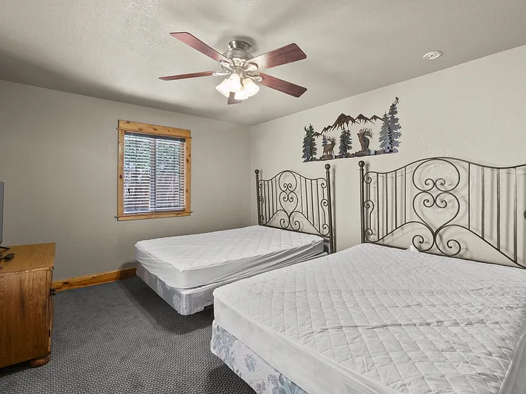 307 Heath Dr — Photo 62