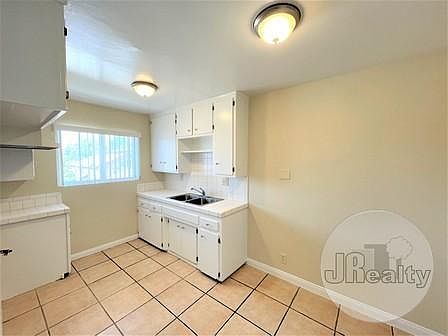 3rd image of 4329 E 55th St APT J