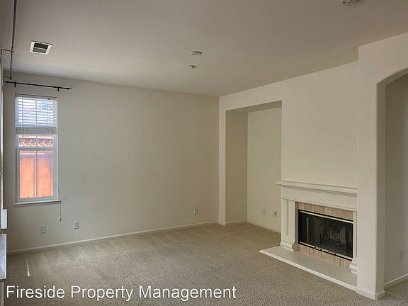 5th image of 715 Manzanita Ave
