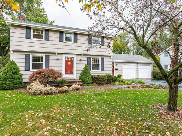 65 Dartford Rd, Rochester, NY 14618