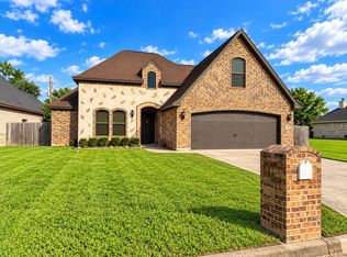 3135 Yasmine Dior St, Beaumont, TX 77705