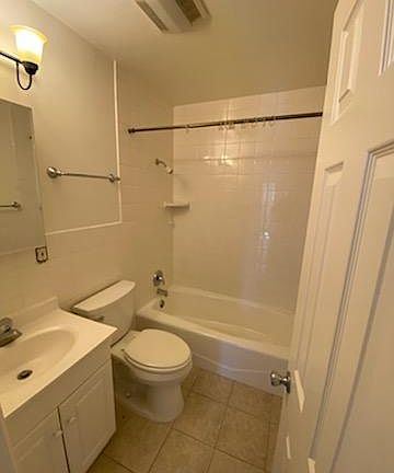 2nd image of 3322 Clairemont Mesa Blvd