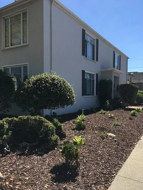 1 bed, $2,380 — Photo 2