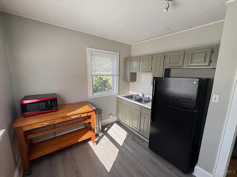 4237 Vine St — Photo 5
