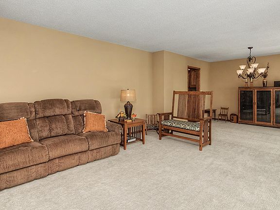 3rd image of 2133 Polk Dr