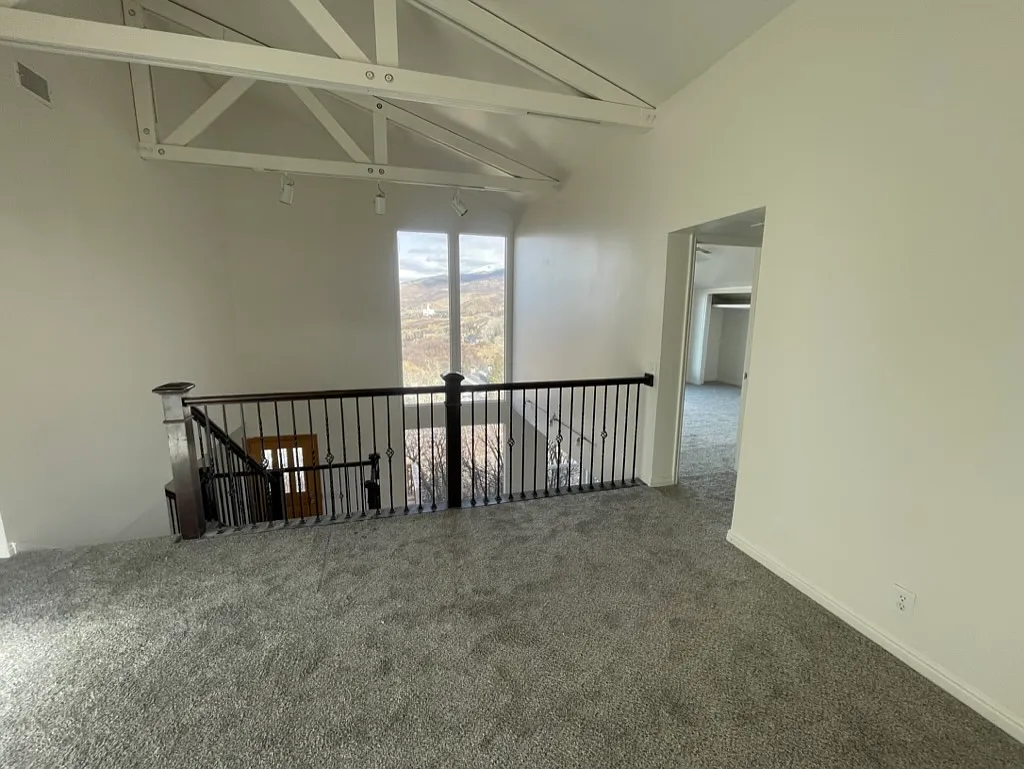 1591 Cave Hollow Way — Photo 4