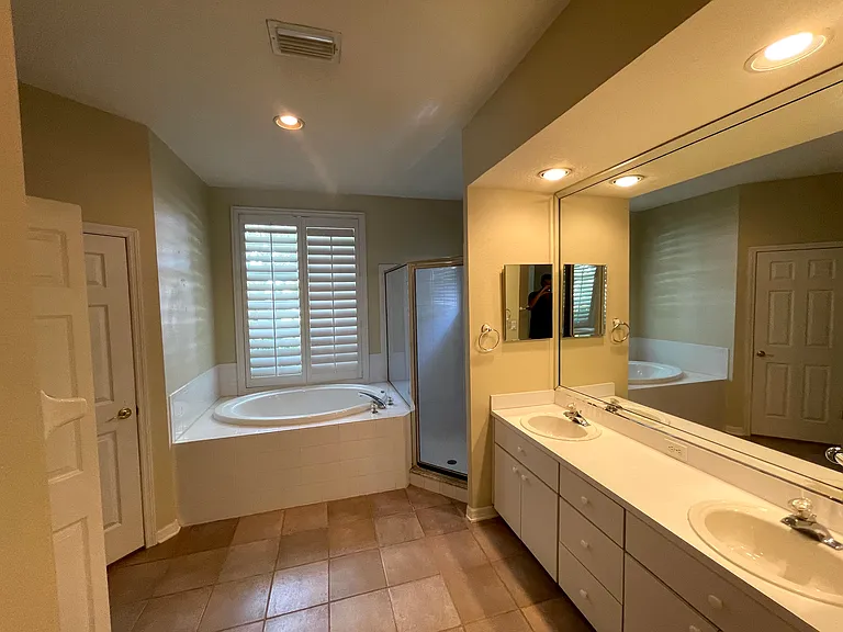 18111 Pheasant Walk Dr — Photo 10