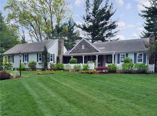 89 Coolridge Ave, Greenville, RI 02828