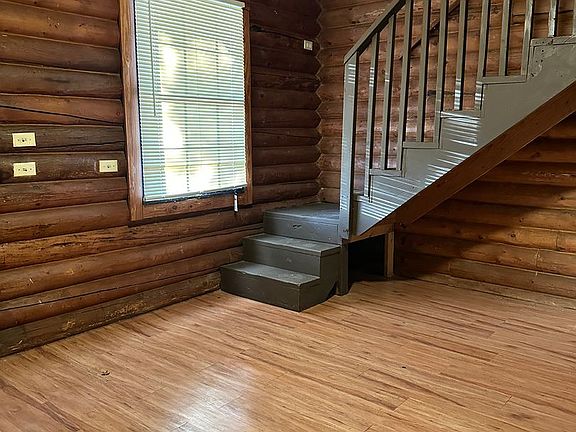 4th image of 234 San Angelo St #10