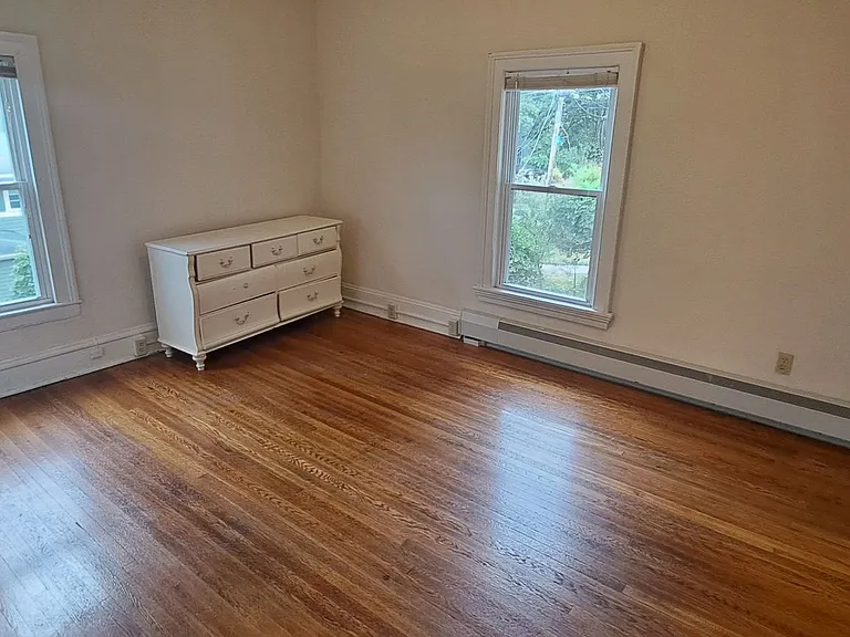 310-312 S Aurora Street — Photo 22