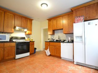 33 Newcastle Rd #3A, Brighton, MA 02135
