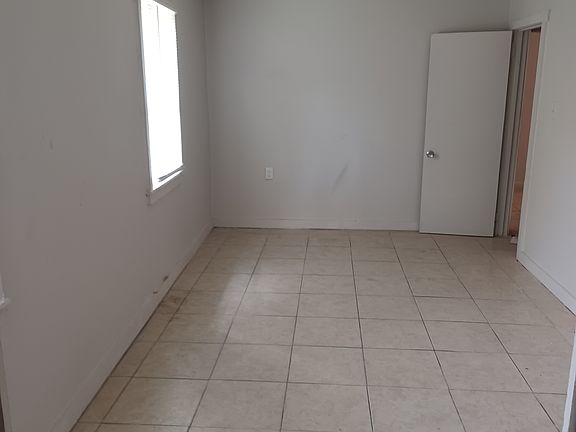 4th image of 3475 14th Ave S
