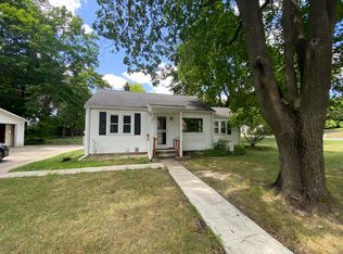 924 N Church St, Hastings, MI 49058