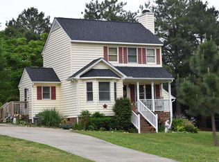 49 S Cobble Creek Dr, Henderson, NC 27537