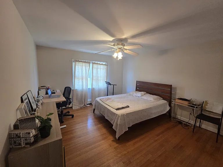 360 New York Ave #2 — Photo 8
