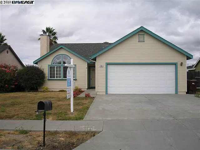 7821 Sunset Ave photo 1