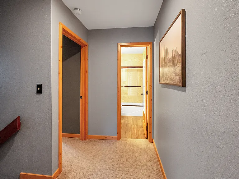 83 Larkspur Ln #B — Photo 26